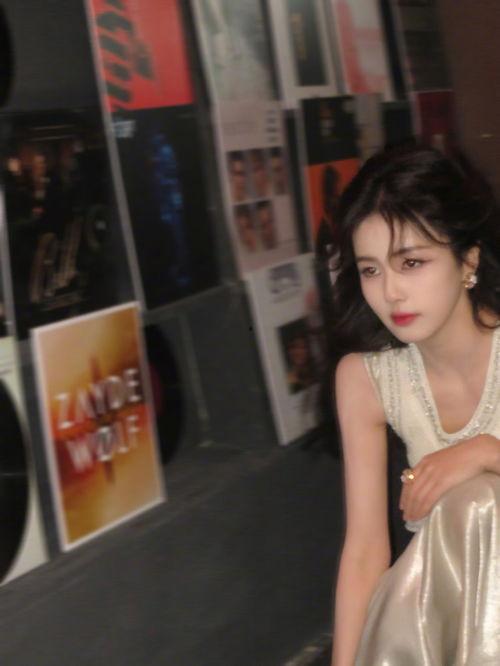 娱乐吃瓜直播白鹿是真的吗,娱乐吃瓜直播背后的真实故事